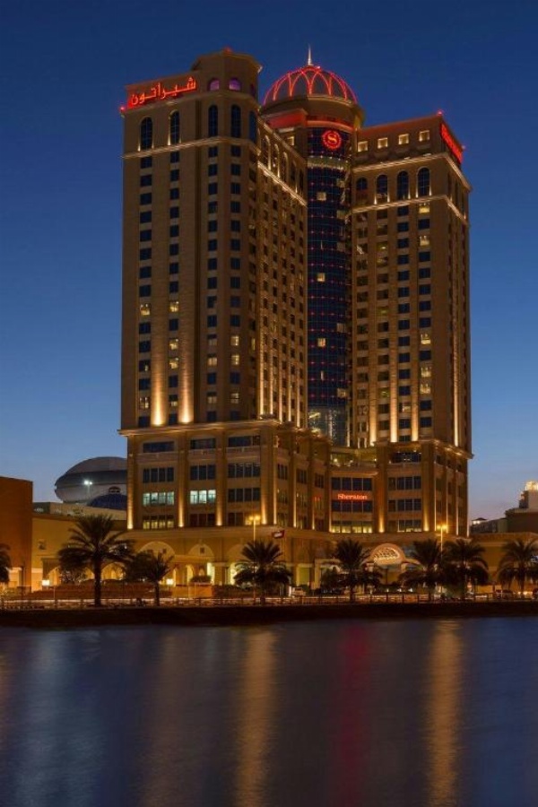 Sheraton Mall of the Emirates Hotel, Dubai image 10