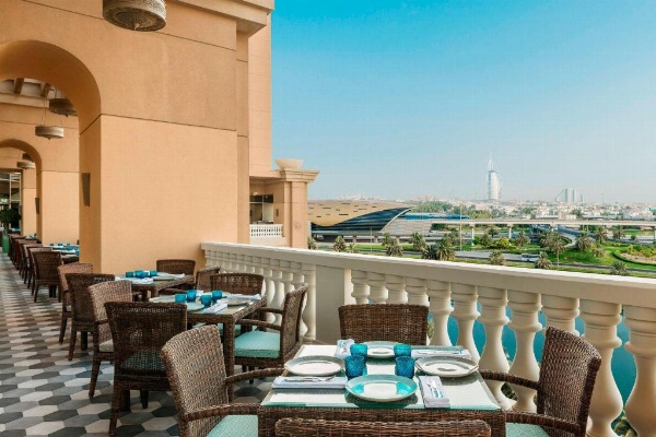 Sheraton Mall of the Emirates Hotel, Dubai image 22